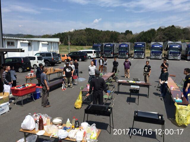 岡山勝央営業所にて、バーベキュー大会を開催致しました。